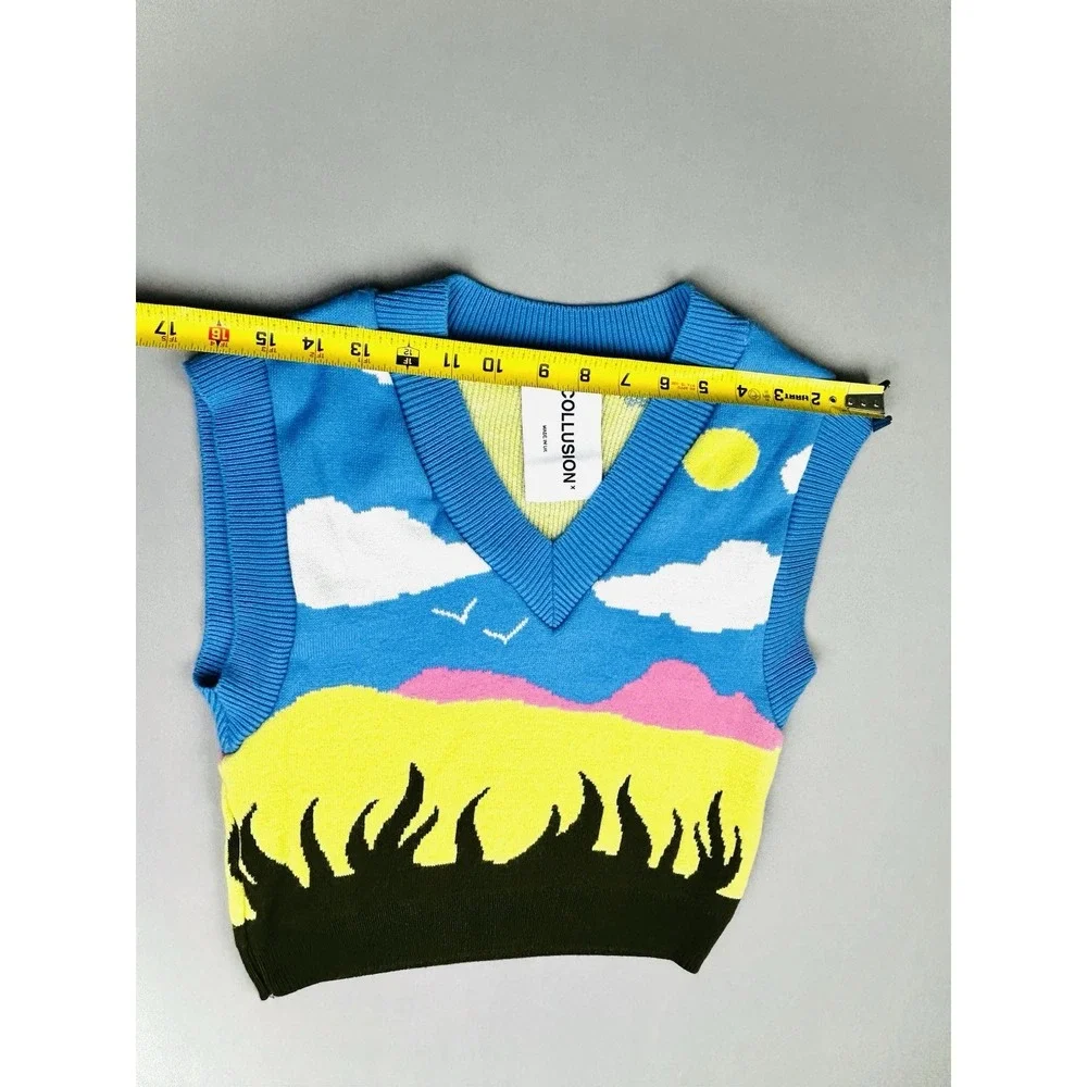 Collusion‎ Women's Size 6 Crop Sweater Vest Landscape